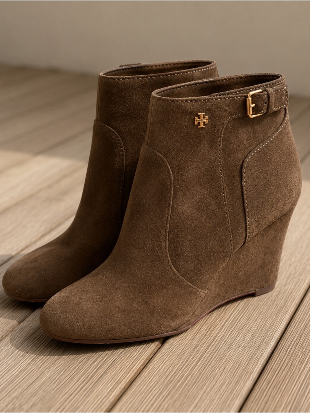 Tory Burch Brown Suede Wedge Ankle Boots Size 7M Leather Made in Brazil
